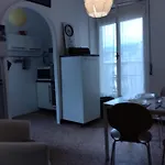 Trilocale Cecilia's Apartman Genova